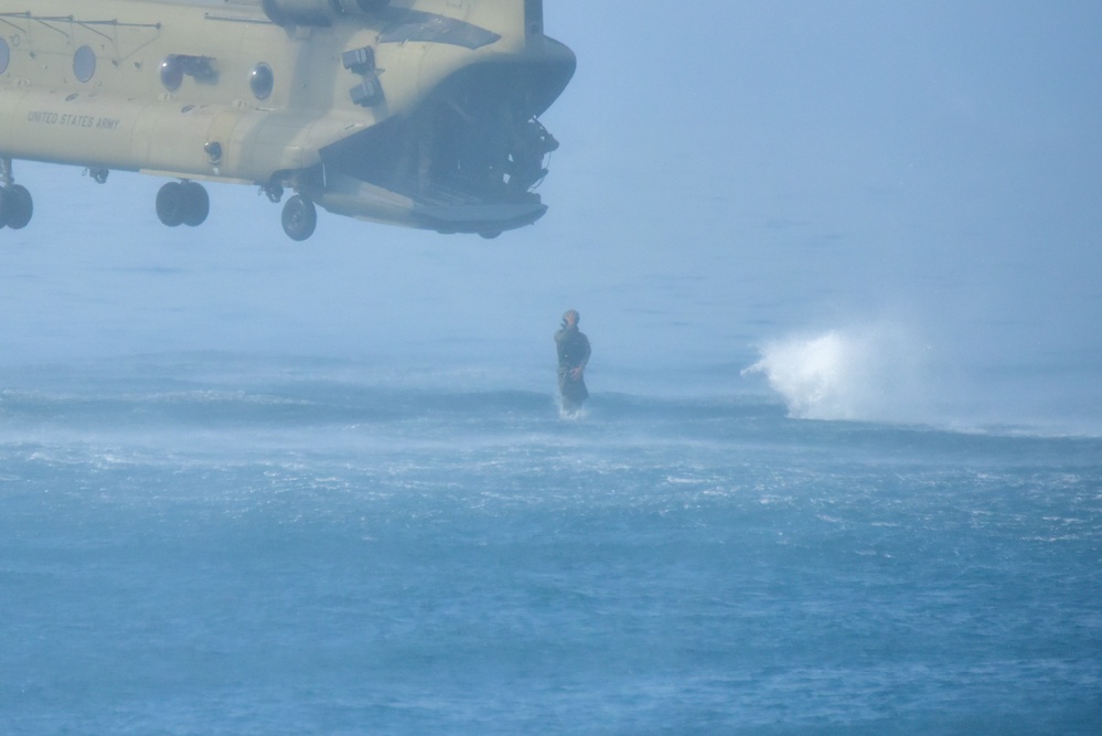 2nd Combat Aviation Brigade conducts helocast with Republic of Korea Special Warfare Command