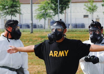 2ID condutcts Aircraft Decontamination training on Camp Humphreys.