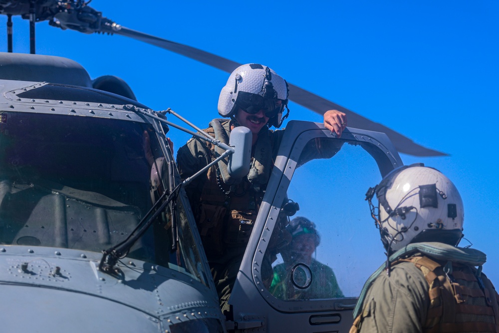 DVIDS - Images - Lt. Reed Gutherie and Lt. Michael Cross conduct a ...