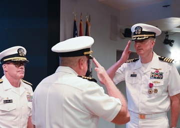 ONI Hosts Hopper GCC Change of Command