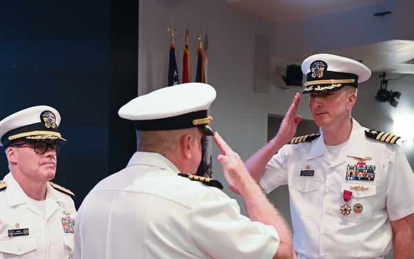 ONI Hosts Hopper GCC Change of Command