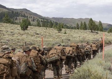 1st Bn., 5th Marines begin MTX 4-25 with conditioning hike 
