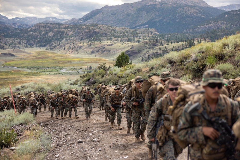1st Bn., 5th Marines begin MTX 4-25 with conditioning hike   
