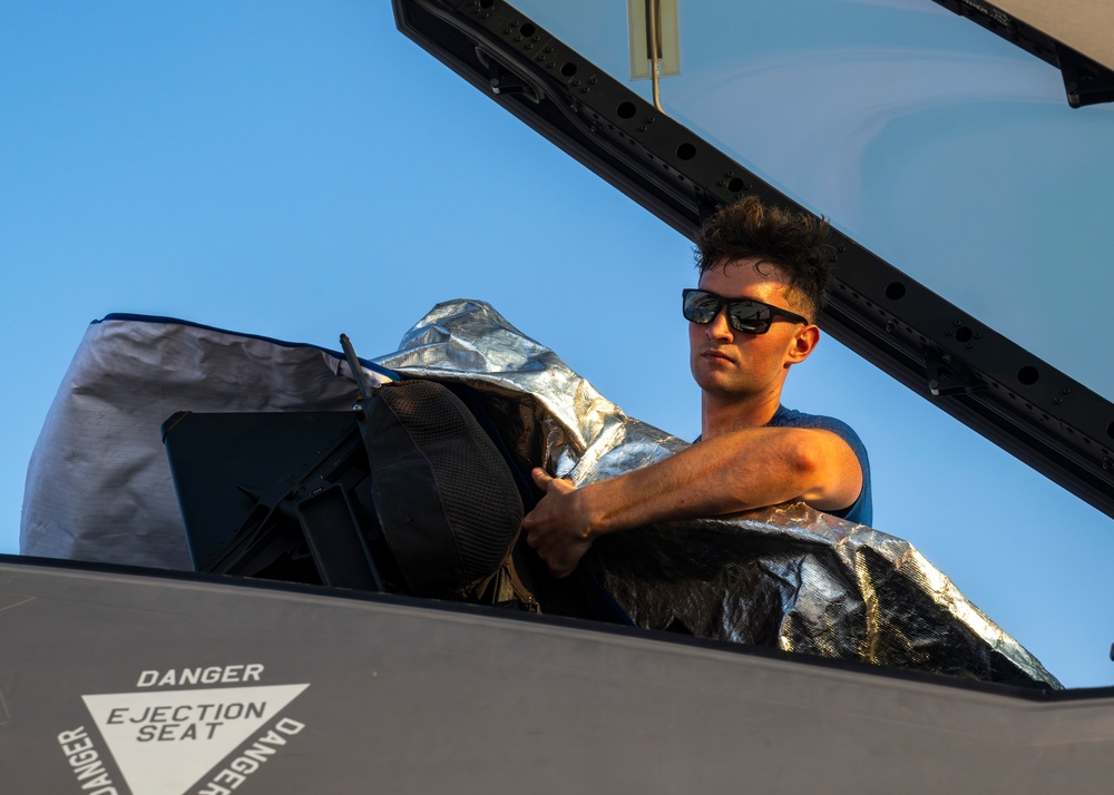 F-35A Demo Team at Wings &amp; Eagles