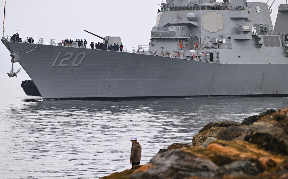 USS Carl M. Levin (DDG 120) Gets Combat Systems Checkup at Naval Surface Warfare Center, Port Hueneme Division