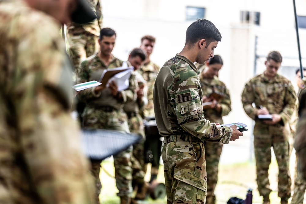 Mission briefing ahead of air assault mission