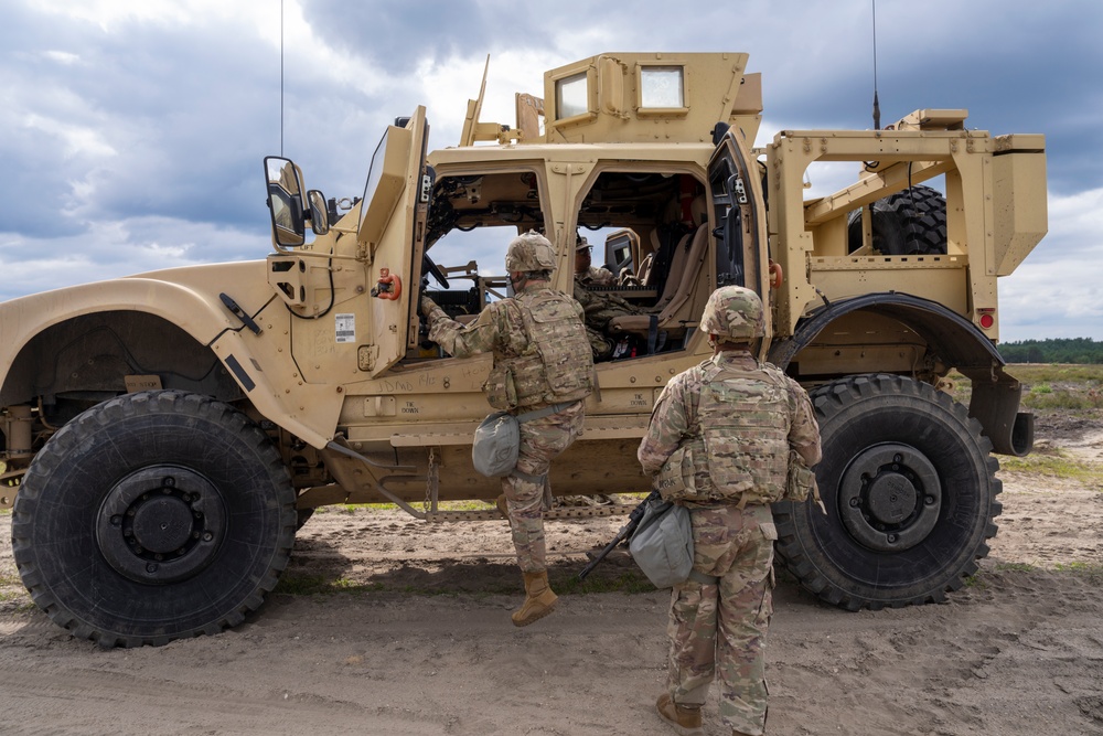 Task Force Muleskinner Soldiers Complete Convoy Protection Platform Gunnery Qualification
