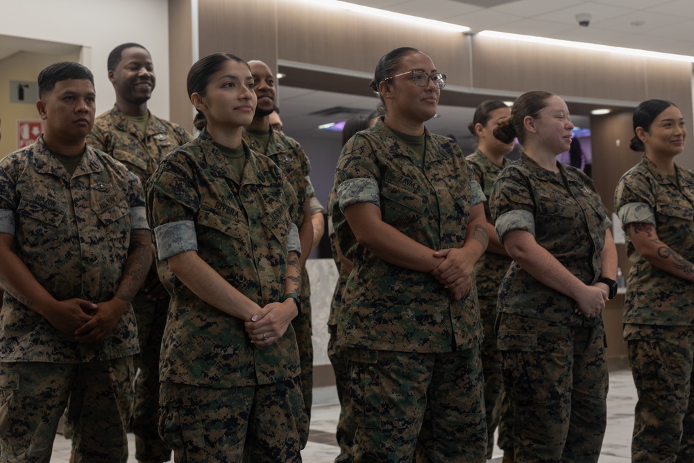 2nd Dental Battalion Commander receives the Fleet Marine Force Badge