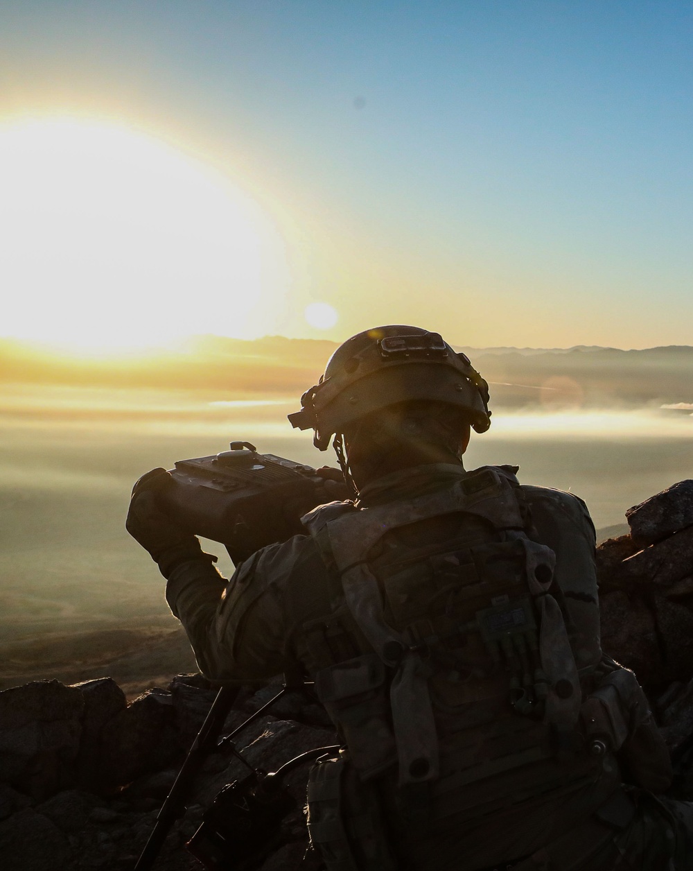 FLARNG Soldier reports incoming convoy at NTC