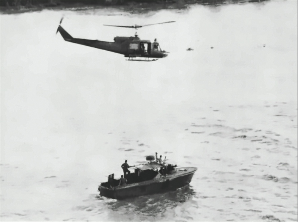 Upscale image of Seawolf HA(L)-3 Gunship UH-1E of HAL-3 with PBR in Vietnam c1967