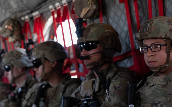 1st Battalion, 41st Infantry Regiment conducts air assault mission at Otay Mountains, California