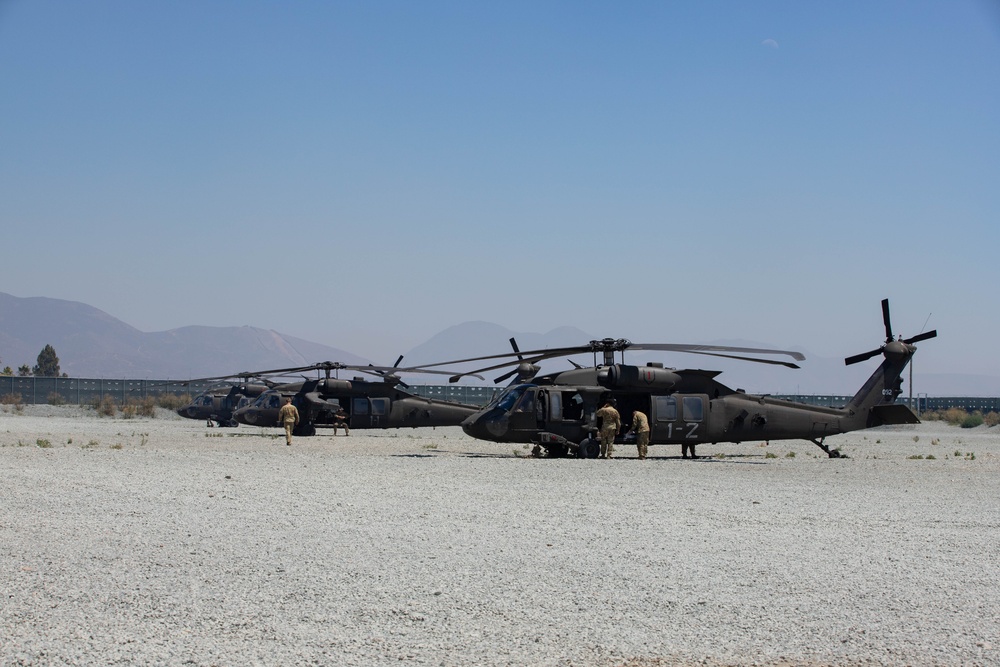1st Battalion, 41st Infantry Regiment conducts air assault mission at Otay Mountains, California