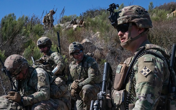 1st Battalion, 41st Infantry Regiment conducts air assault mission at Otay Mountains, California