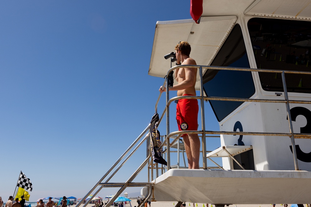 MCCS Hosts Marine Corps 250th Birthday Beach Bash