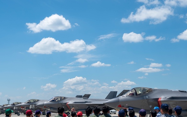 U.S., JASDF Forces keep Lightning engaged in REFORPAC 2025