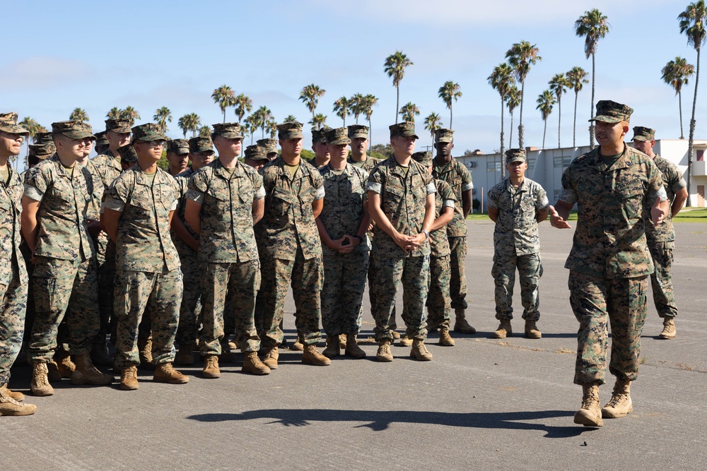 11th MEU Marines receive awards for excellence