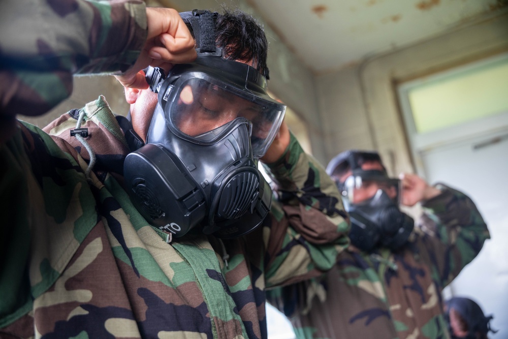 MWHS-1 practices CBRN confidence