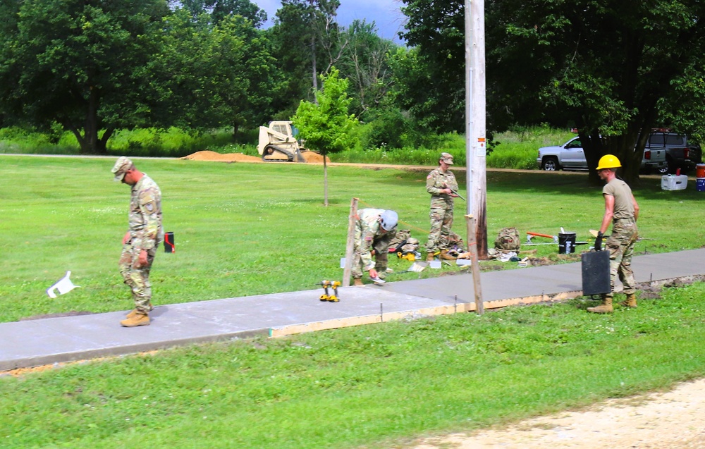 372nd Engineer Company Soldiers contribute to sidewalk troop project at Fort McCoy