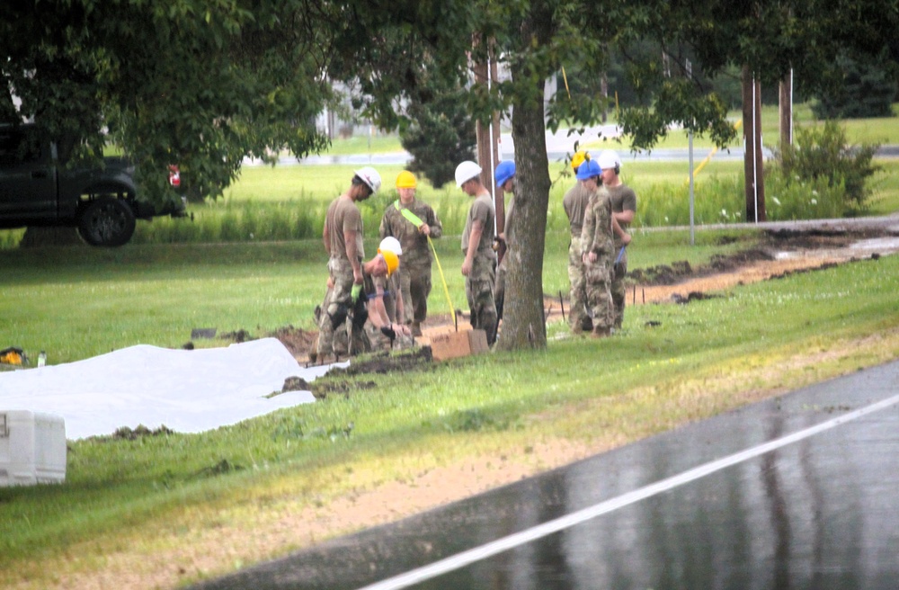 372nd Engineer Company Soldiers contribute to sidewalk troop project at Fort McCoy