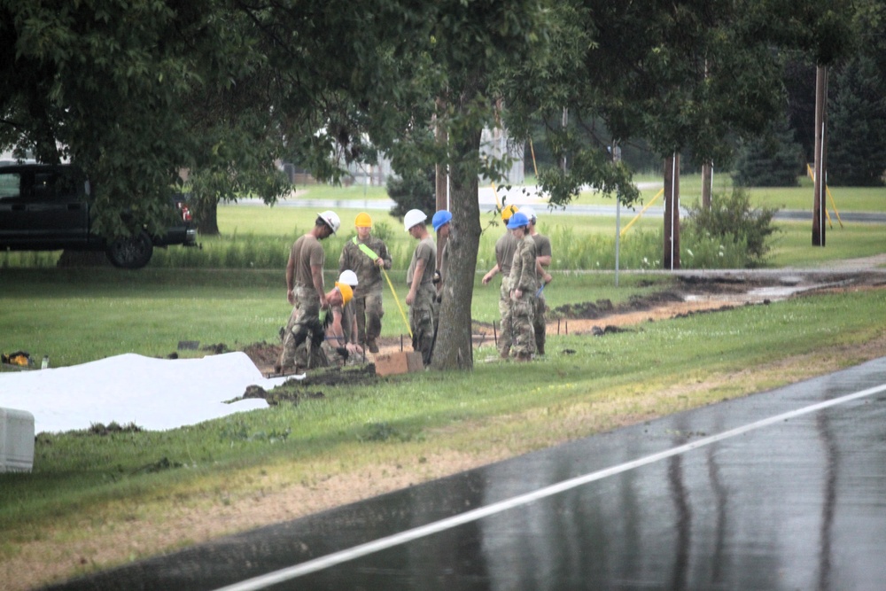 372nd Engineer Company Soldiers contribute to sidewalk troop project at Fort McCoy