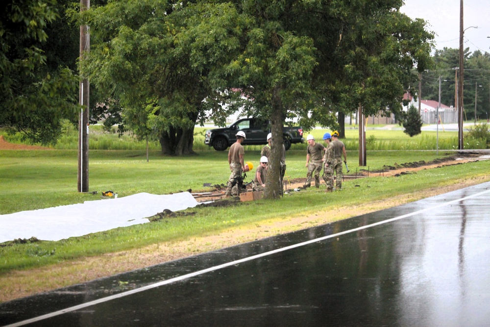 372nd Engineer Company Soldiers contribute to sidewalk troop project at Fort McCoy
