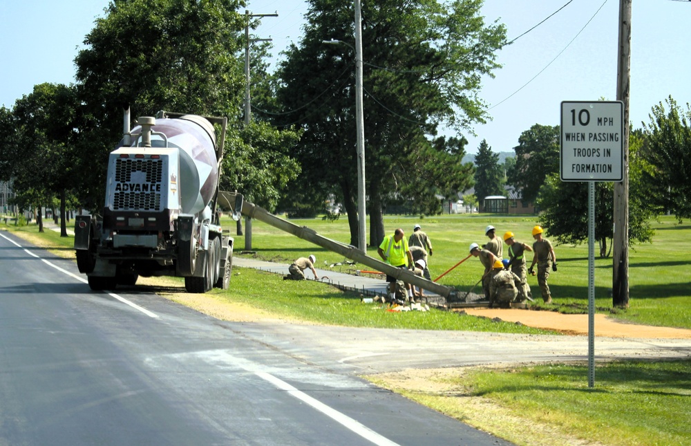 372nd Engineer Company Soldiers contribute to sidewalk troop project at Fort McCoy