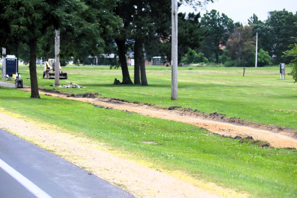 372nd Engineer Company Soldiers contribute to sidewalk troop project at Fort McCoy