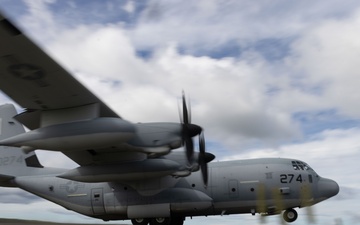 VMGR-152 conducts aerial refueling during Red-Flag Alaska