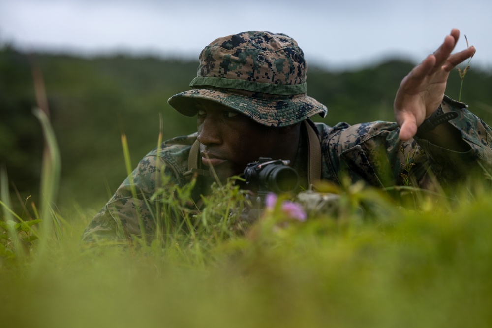 3d Intelligence Battalion Marines conduct live fire range