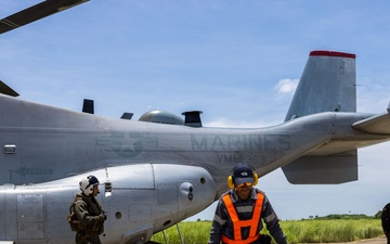 MRF-D 25.3: U.S. Marines and Airmen deliver critical supplies during foreign disaster relief in the Philippines