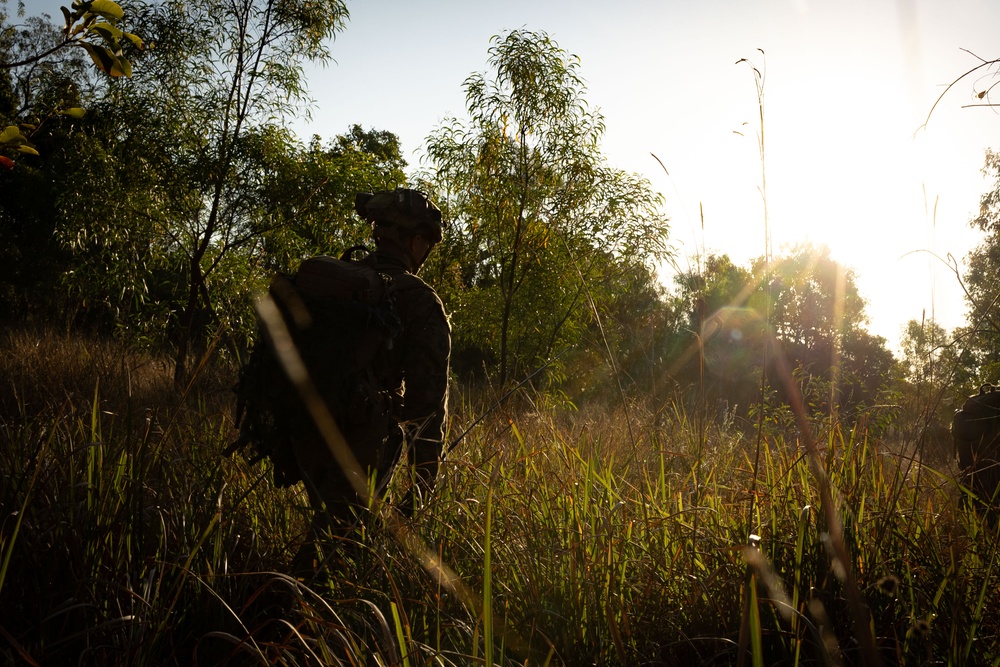 31st MEU | LAR conducts a forward observation post exercise