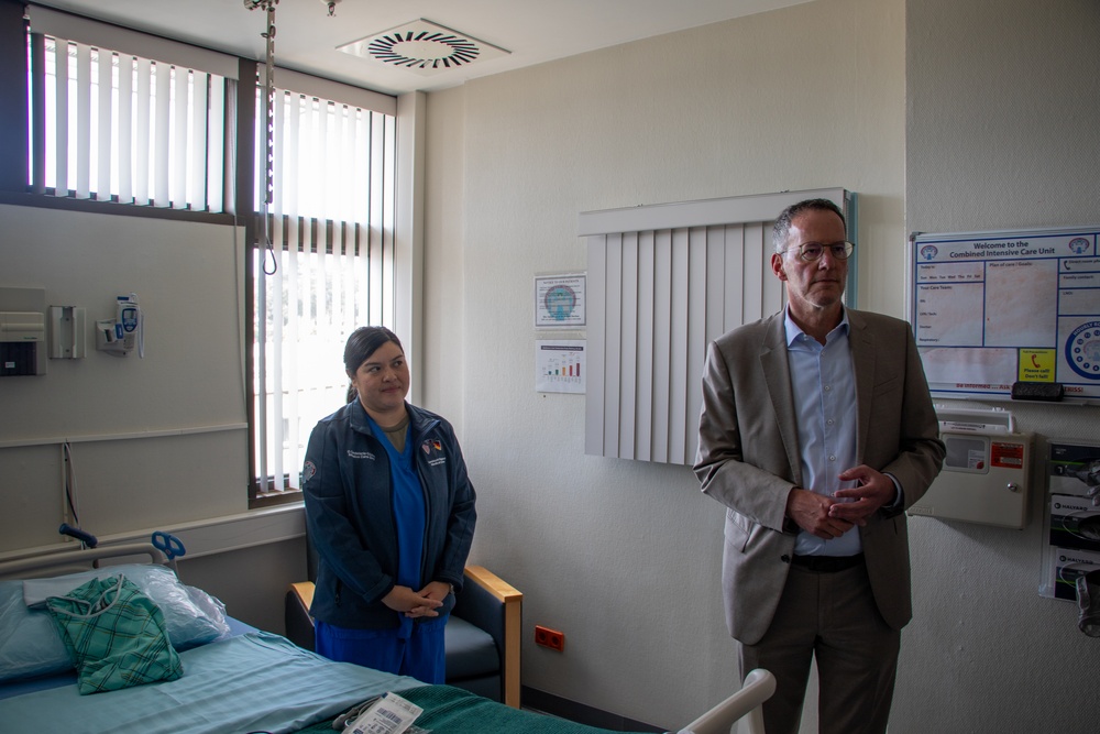 Rheinland-Pfalz Ministry of the Interior and Sports Visits LRMC