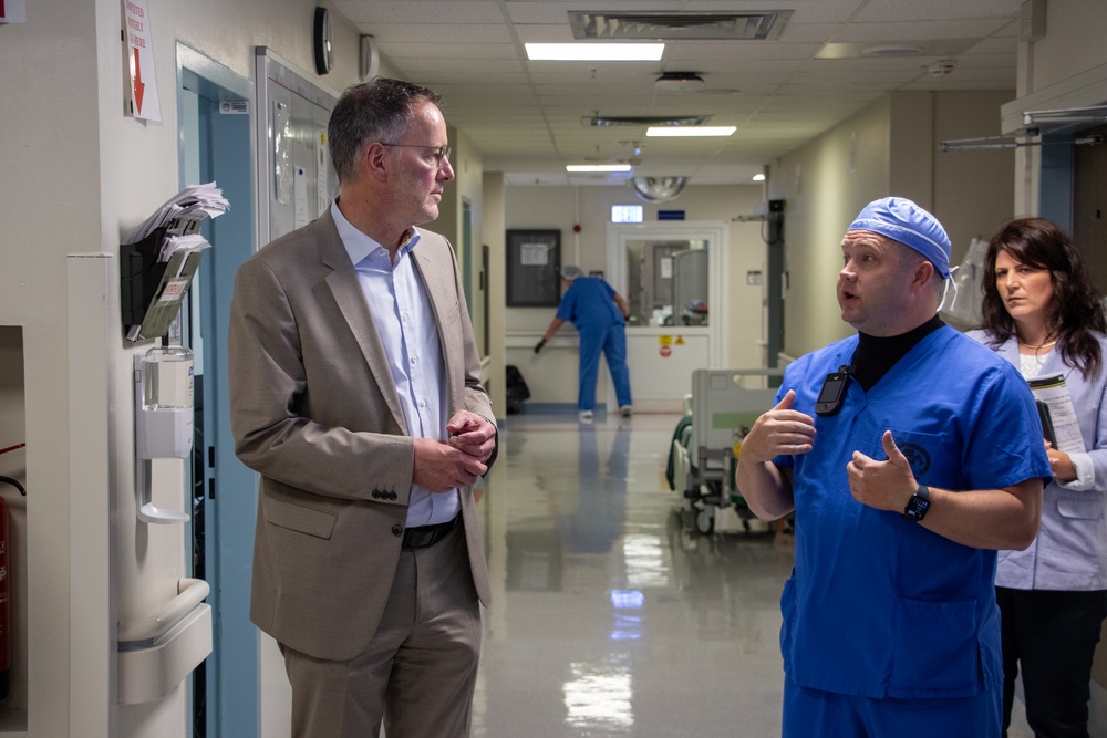 Rheinland-Pfalz Ministry of the Interior and Sports Visits LRMC