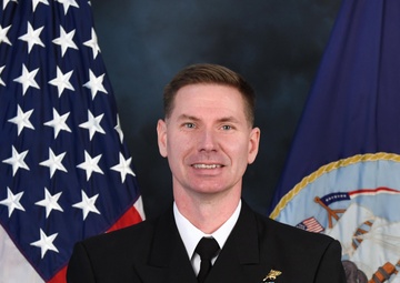 Veteran Engineer Takes Charge of NAVFAC Washington Operations