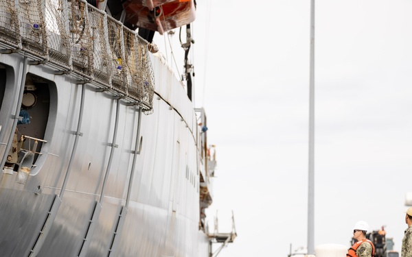 USNS Laramie (T-AO 203) Returns to Naval Station Norfolk