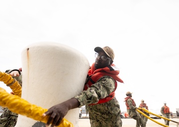 USNS Laramie (T-AO 203) Returns to Naval Station Norfolk