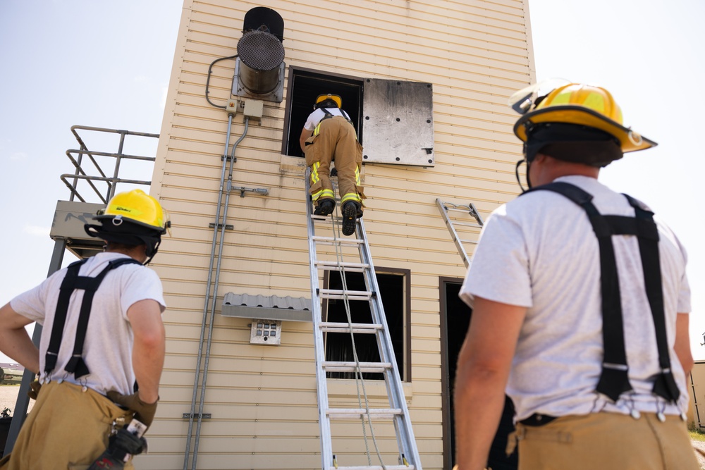 132d Wing Firefighters Train at North Dakota Air Base