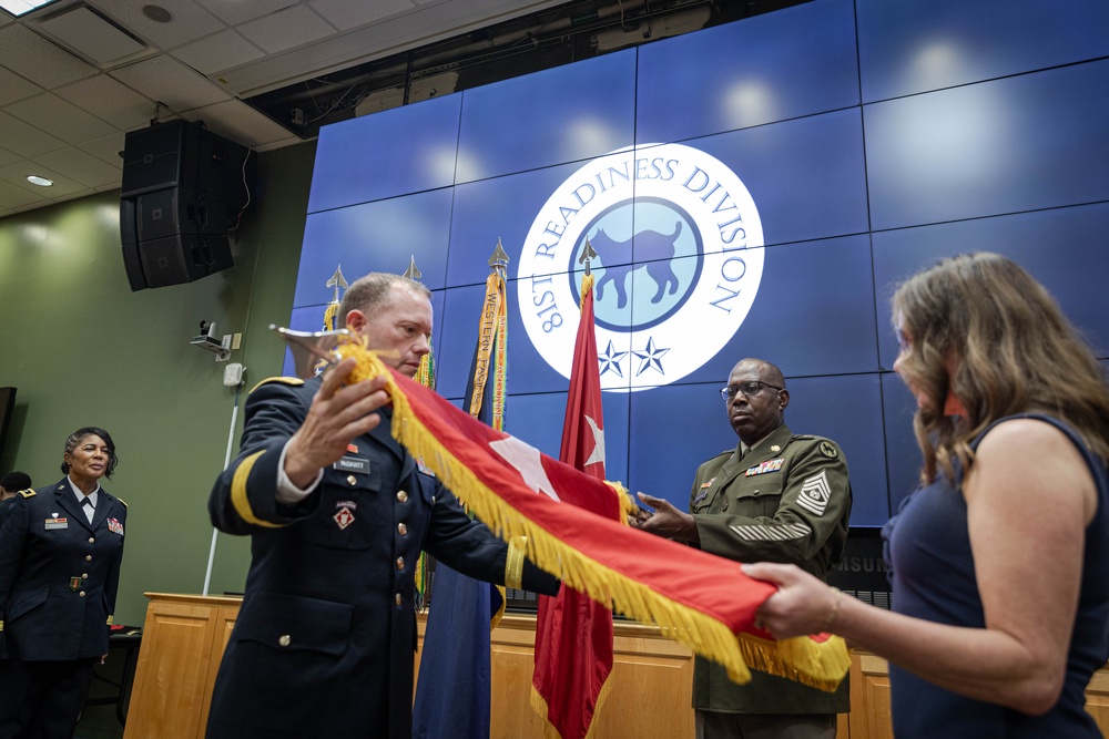 Wildcat Colonel Promotes to General