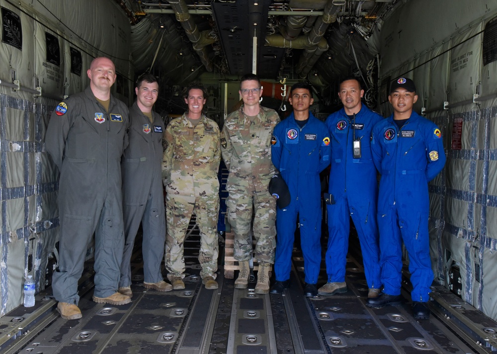 Colombian, U.S. Air Forces Partner for Relámpago de los Andes Exercise Academics in Colombia