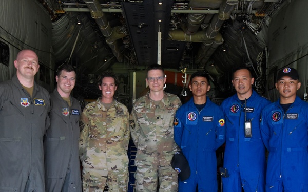 Colombian, U.S. Air Forces Partner for Relámpago de los Andes Exercise Academics in Colombia
