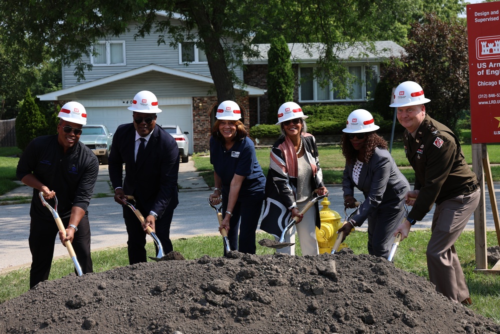 USACE Chicago District hosts groundbreaking ceremony in Matteson, IL Water Main Improvement Project