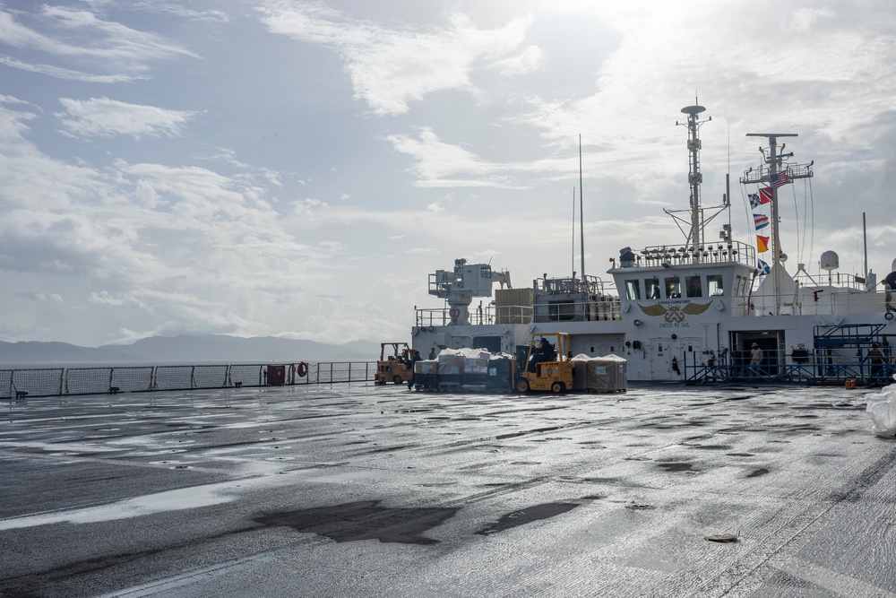 USNS Comfort Arrives in Trinidad