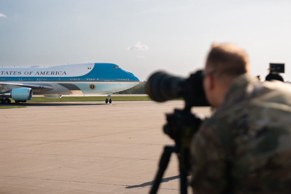 132d Wing Public Affairs Airman photographs Air Force One