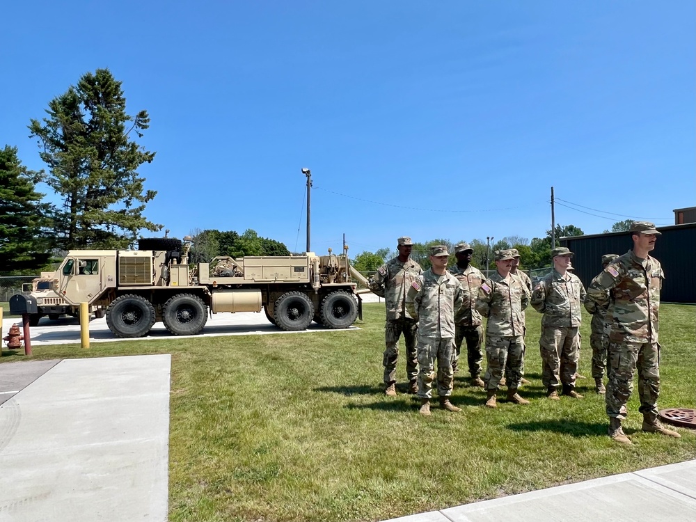 Ribbon cutting held at newly renovated U.S. Army Reserve Center
