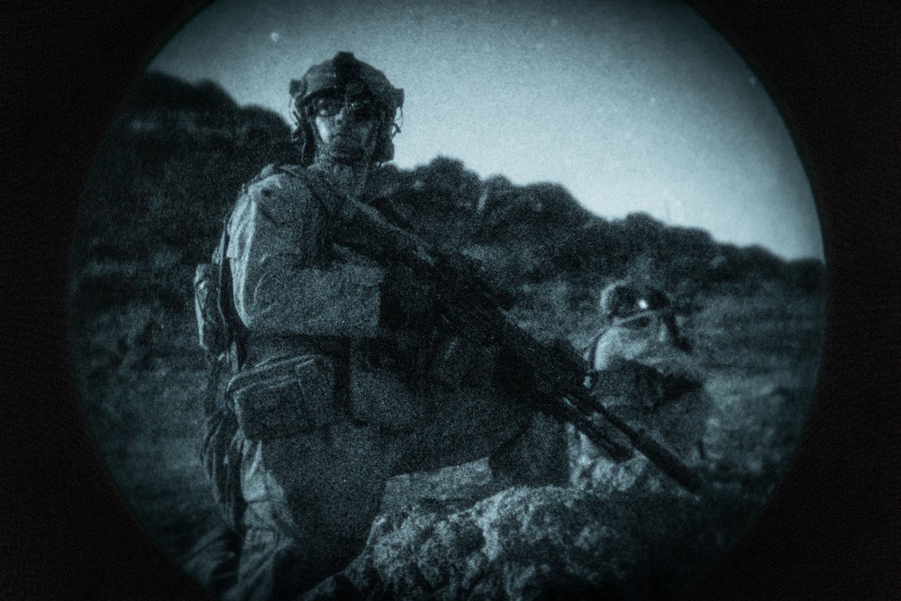 3/1 conducts company attacks at Range 400 Night