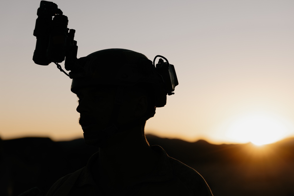3/1 conducts company attacks at Range 400 Night