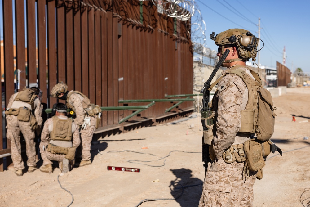 Marines reinforce Yuma border barrier