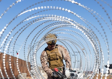Marines reinforce Yuma border barrier