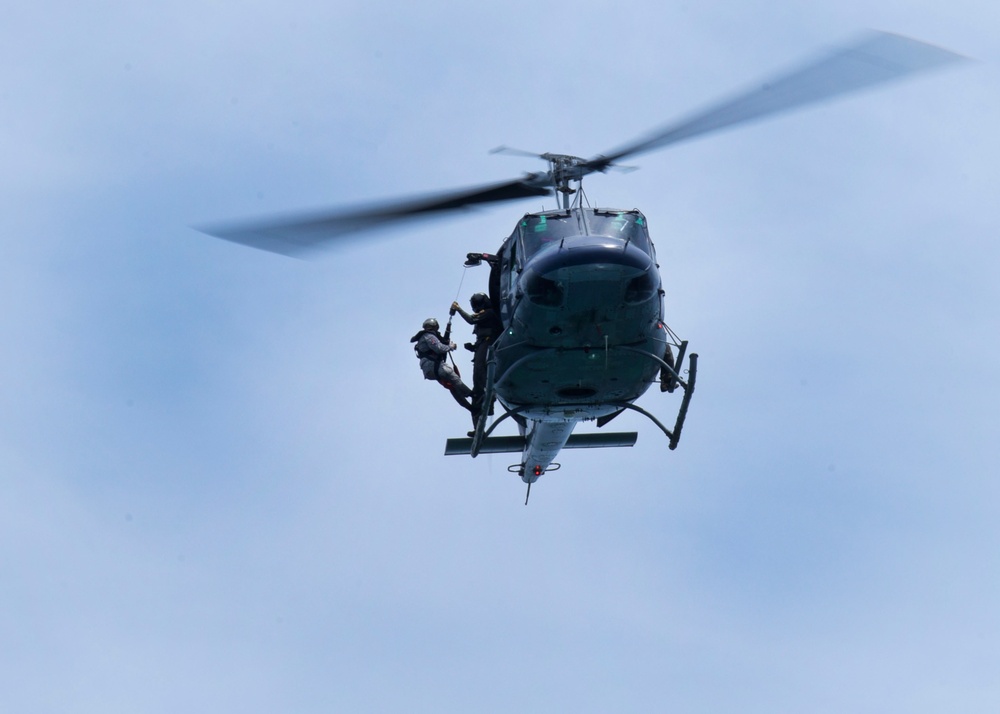 U.S. Air Force, Colombian Aerospace Force partner in simulated search and rescue