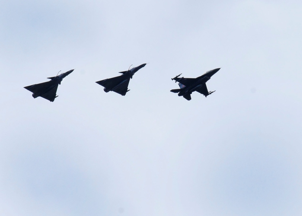 Colombian, U.S. Fighter Jets fly over Palanquero Air Base